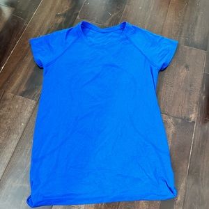 Not sold anymore blue Lululemon swiftly tech top
